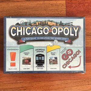 NEW Chicago-opoly Board Game NEW Sealed Gift Family Game Monopoly Chicago Theme